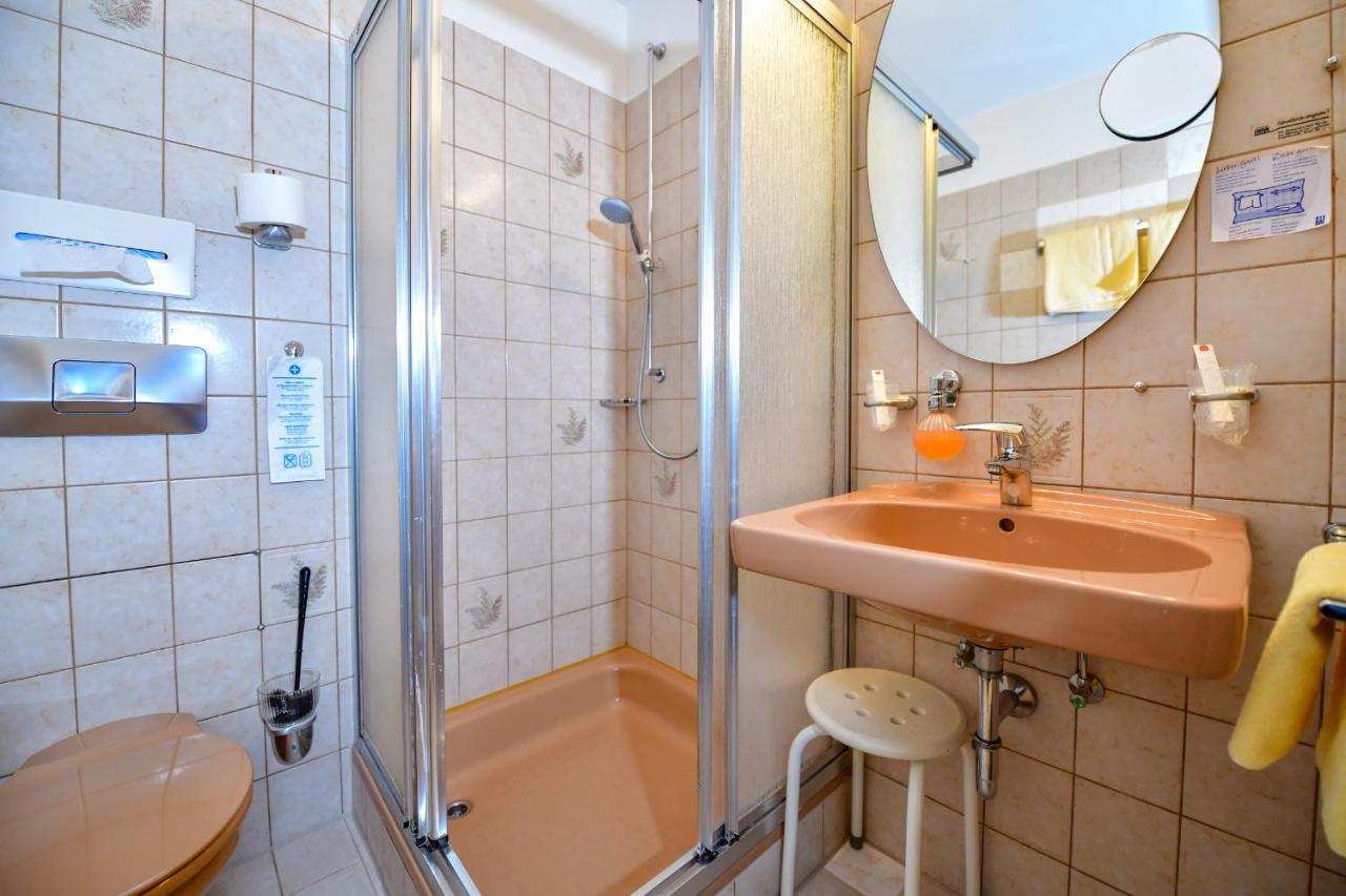 Hotel Zur Post Balve Eksteriør billede